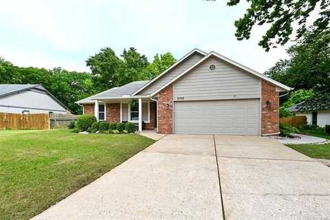 2608 W Fulton Street, Broken Arrow, OK 74012