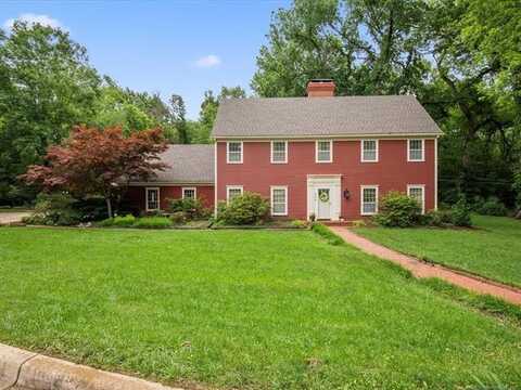 946 Briarwood Drive, Bartlesville, OK 74006