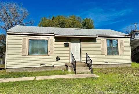1305 7th Avenue NW, Ardmore, OK 73401