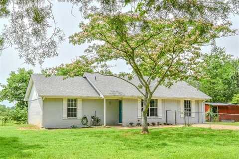 3180 E 2090 Road, Hugo, OK 74743