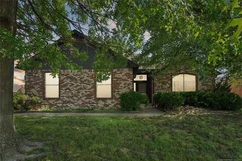 10901 E 95th Street N, Owasso, OK 74055