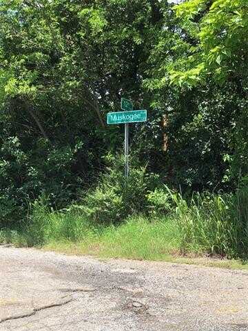 737 N 12th Street, Sapulpa, OK 74066