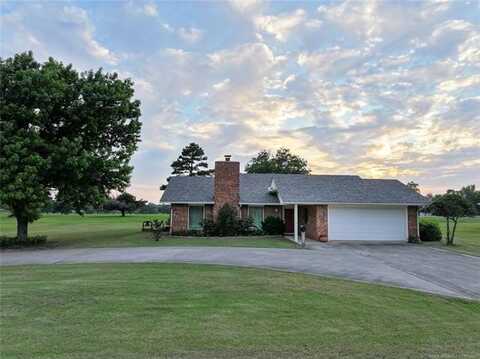 2018 Kelly Drive, Sulphur, OK 73086