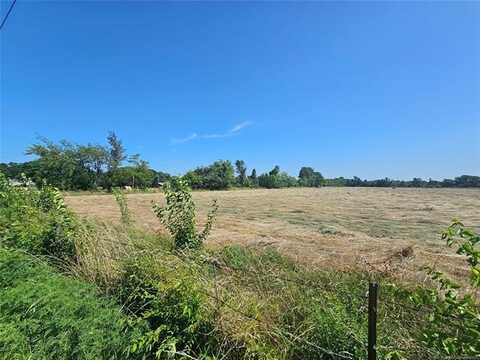 2 W 510 Road, Pryor, OK 74361