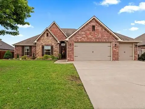 5615 Cooper Court, Bartlesville, OK 74006