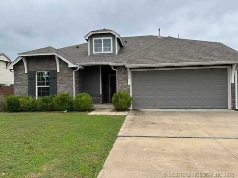 3636 E 143rd Court S, Bixby, OK 74008