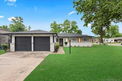 1008 E 54th Street S, Tulsa, OK 74105