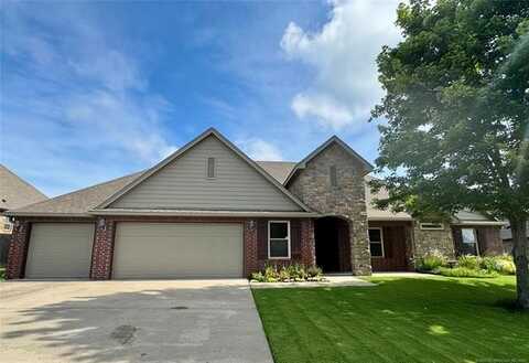 5510 Cooper Court, Bartlesville, OK 74006