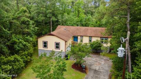 704 Mistique Court, New Bern, NC 28560