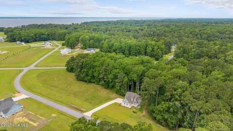 107 E Morning Glory Drive, Minnesott Beach, NC 28510