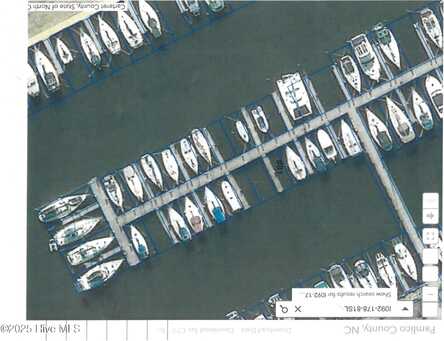 81 Pecan Grove Marina, Oriental, NC 28571