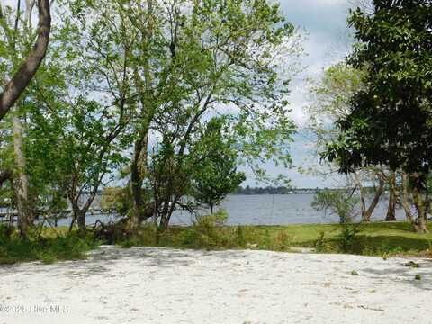 706 E Front Street, New Bern, NC 28560