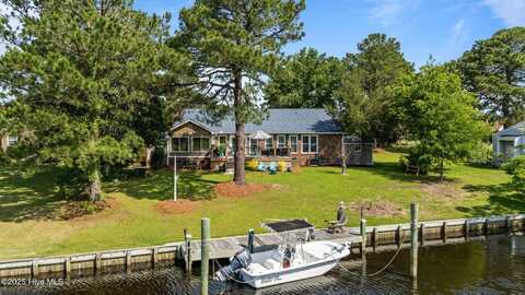 6008 Cassowary Lane, New Bern, NC 28560