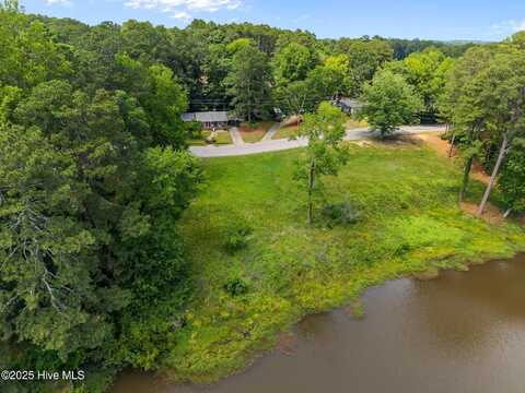 1410 Valencia Drive, Fayetteville, NC 28303