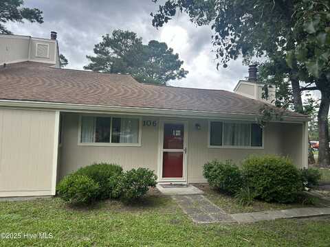 106 Quarterdeck Townes, New Bern, NC 28562