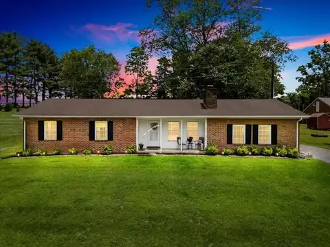 1501 English Forest Road, Pulaski, VA 24301