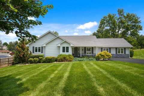 2395 GILES Drive SE, Christiansburg, VA 24073