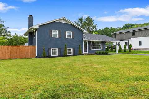 811 NORTH Drive, Blacksburg, VA 24060