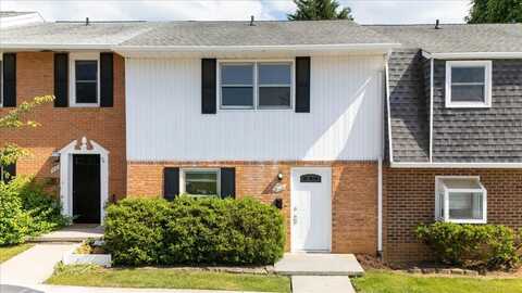 306 LOUDON Road, Blacksburg, VA 24060