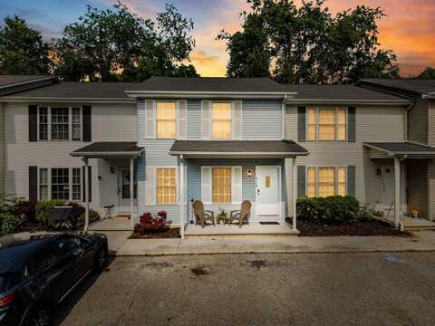 716 PARK Street, Christiansburg, VA 24073