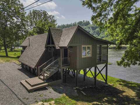 3677 Ledge Rock Road, Draper, VA 24324