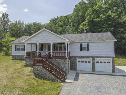 3001 Fleets Way, Blacksburg, VA 24060