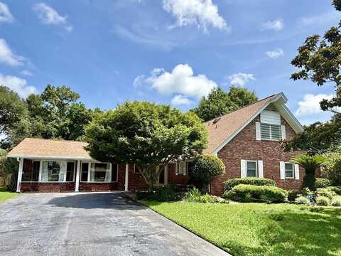 20 Magnolia Avenue, Shalimar, FL 32579