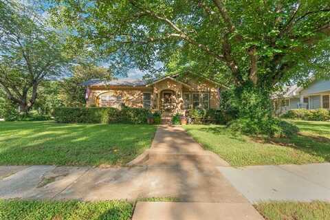 614 Forrest Avenue, Cleburne, TX 76033