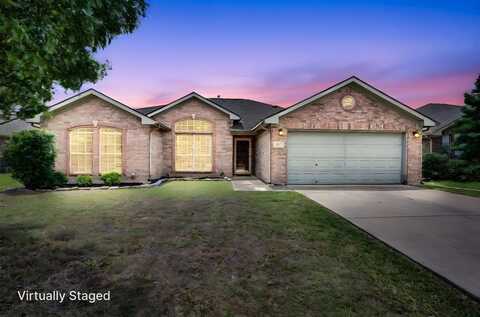 622 Ember Lane, Mansfield, TX 76063