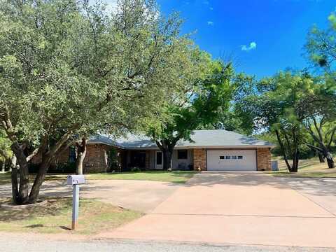 117 Mesquite Lane, Sweetwater, TX 79556