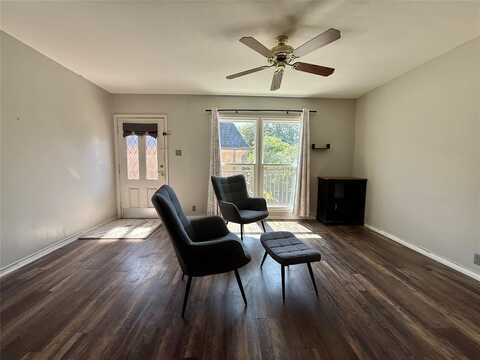 7830 Meadow Park Drive, Dallas, TX 75230