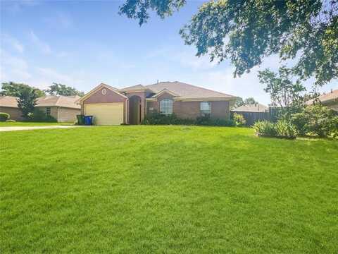1216 E 6th Street, Krum, TX 76249