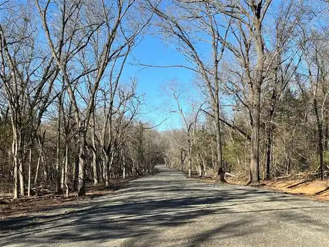 108 Deadwood Drive, Tishomingo, OK 73460