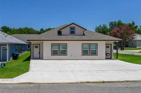 902 N Barrett Avenue, Denison, TX 75020