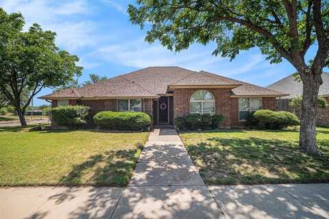 5501 Gateway Lane, Arlington, TX 76017