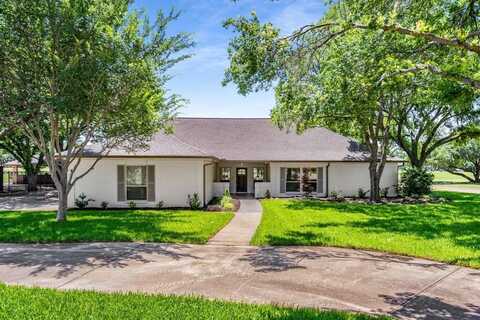 102 Fresh Meadow Drive, Trophy Club, TX 76262