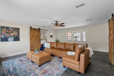 1418 Lakeshore Boulevard, Oak Point, TX 75068