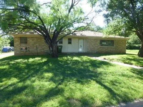 809 Park Drive, Mineral Wells, TX 76067