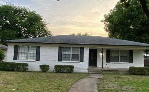 8423 Capriola Lane, Dallas, TX 75228