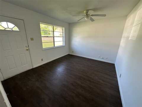 101 S Burdette Avenue, Sherman, TX 75090