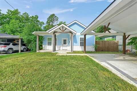 208 N Holly Avenue, Sherman, TX 75092