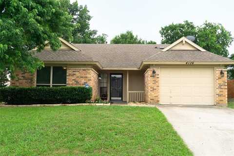 4136 Periwinkle Drive, Fort Worth, TX 76137