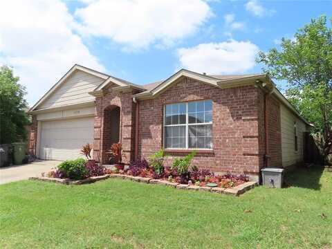 6758 Ambercrest Drive, Arlington, TX 76002