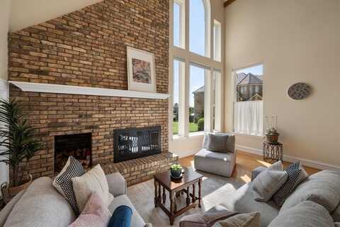 8404 Sunset Cove Drive, Fort Worth, TX 76179