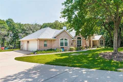 4401 Oak Shores Circle, Crossroads, TX 76227