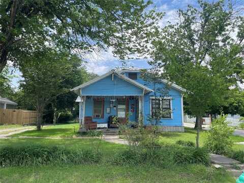 1206 Walnut Street, Greenville, TX 75401