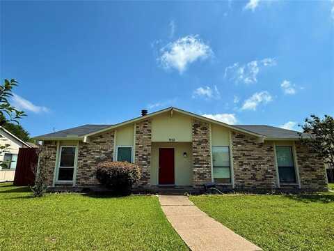 952 Lockhart Drive, Plano, TX 75023