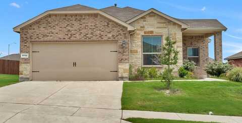 9752 New Bern Drive, Fort Worth, TX 76108