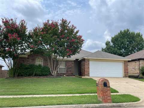 817 Parkhill Drive, Mansfield, TX 76063