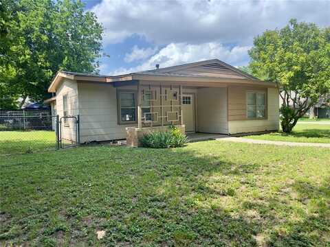 5892 Tracyne Drive, Westworth Village, TX 76114